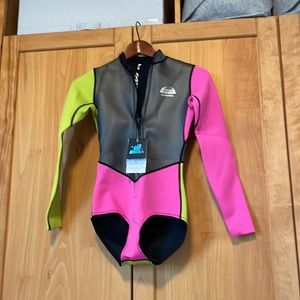 Spring surf suit. Atmosea